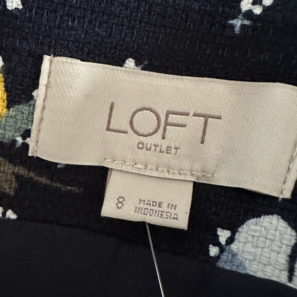 LOFT Black Mini Skirt with White and Yellow Floral Print size 8 - Picture 6 of 6